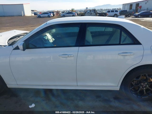 Chrysler 300 Touring-l Awd 2023 2C3CCASG3PH561257 Image 14