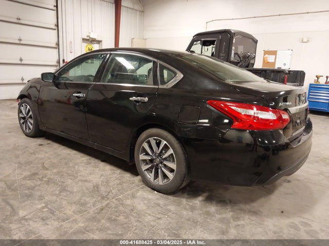 1N4AL3AP2HC159885 Nissan Altima 2.5 Sv