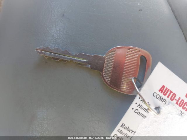 2001 GMC YUKON XL 1500 1GKFK16T11J219092 Photo 10