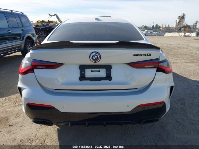 WBA83AP0XRCN55018 BMW M440I
