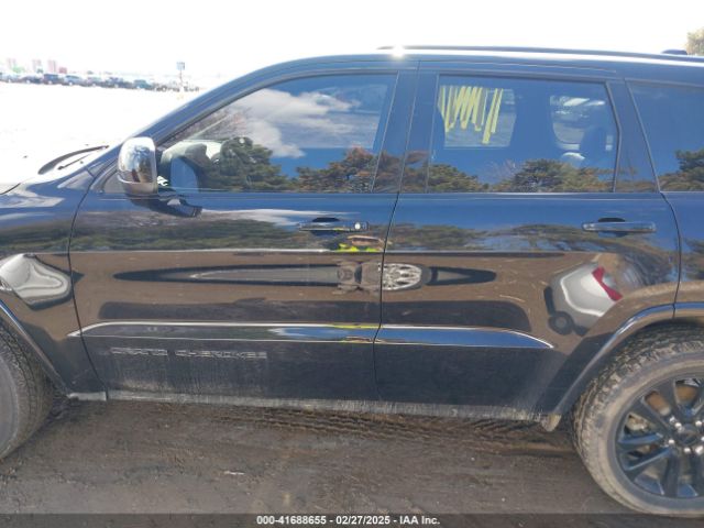 1C4RJFAG8JC453706 Jeep Grand Cherokee Altitude 4x4