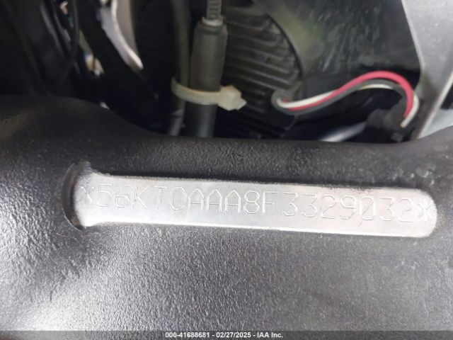 2015 INDIAN MOTORCYCLE CO. CHIEFTAIN 56KTCAAA8F3329032 Photo 9
