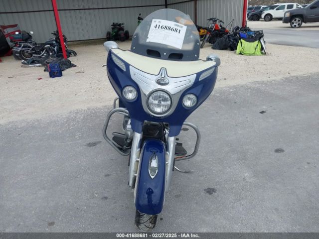 2015 INDIAN MOTORCYCLE CO. CHIEFTAIN 56KTCAAA8F3329032 Photo 4