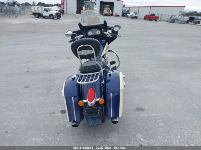 2015 INDIAN MOTORCYCLE CO. CHIEFTAIN 56KTCAAA8F3329032 Photo 5