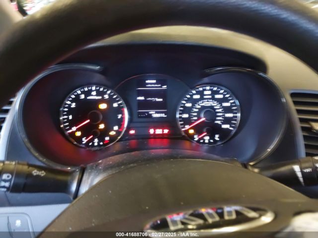 3KPFK4A7XJE243282 KIA FORTE LX