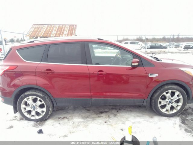 1FMCU9J94GUC04673 Ford Escape Titanium
