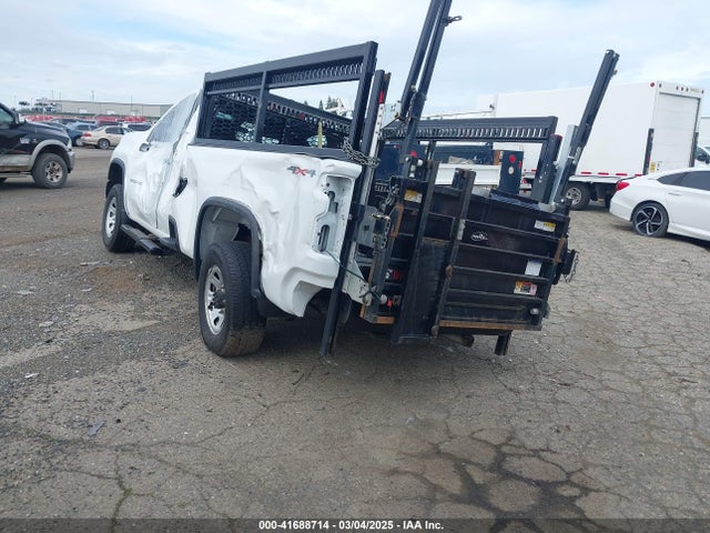 1GC0YLE72MF215396 Chevrolet Silverado 2500hd 4wd  Long Bed Wt