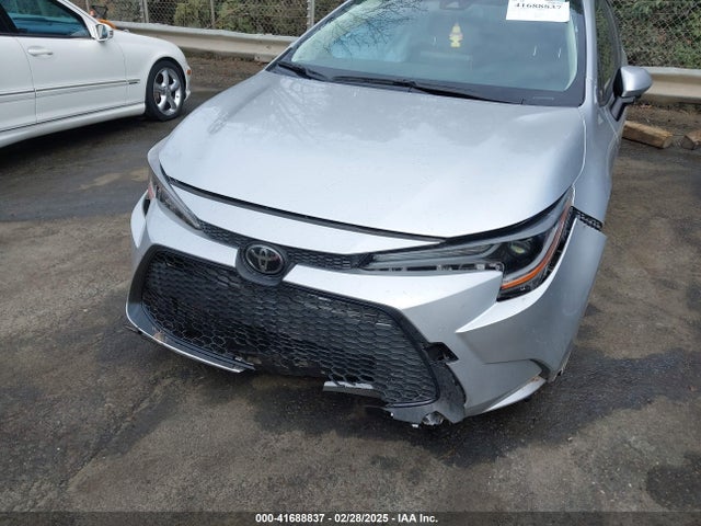 JTDEPRAE3LJ010441 Toyota COROLLA LE