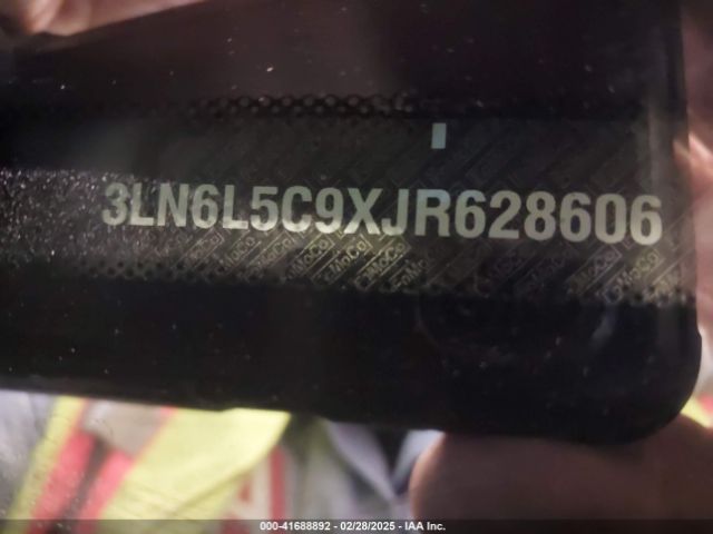 3LN6L5C9XJR628606 Lincoln MKZ SELECT