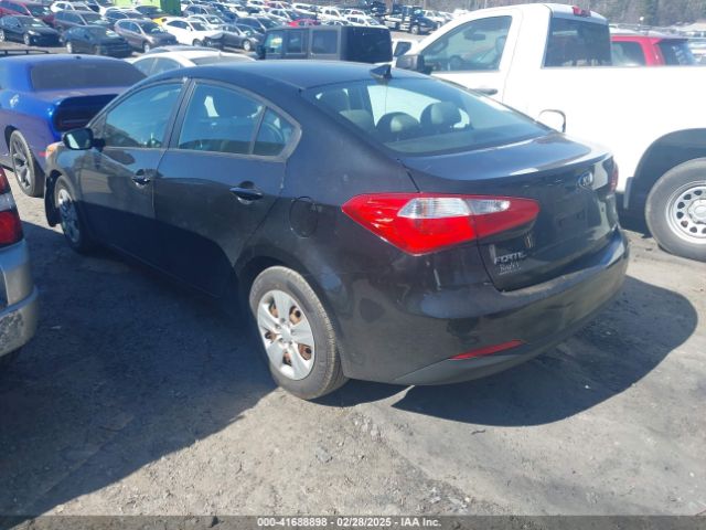 KNAFK4A67F5361121 KIA FORTE LX