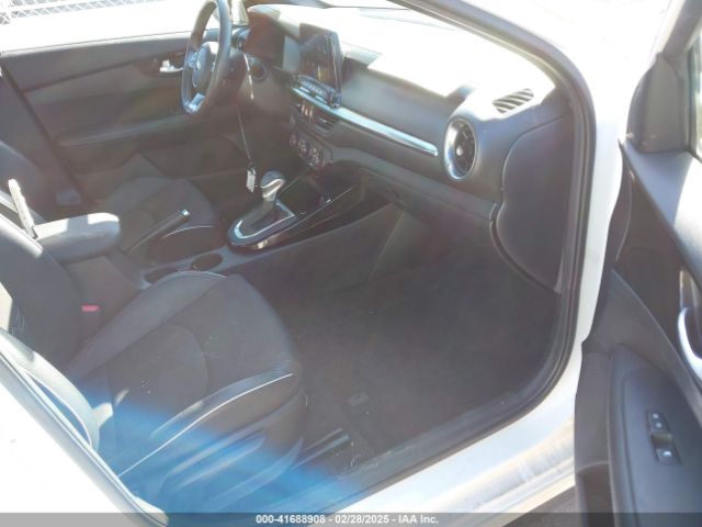 3KPF34AD0LE158585 KIA Forte Gt-line