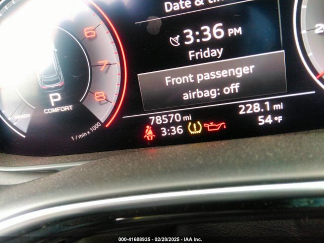 WA1AVAF18KD038495 Audi Q8 55 Premium