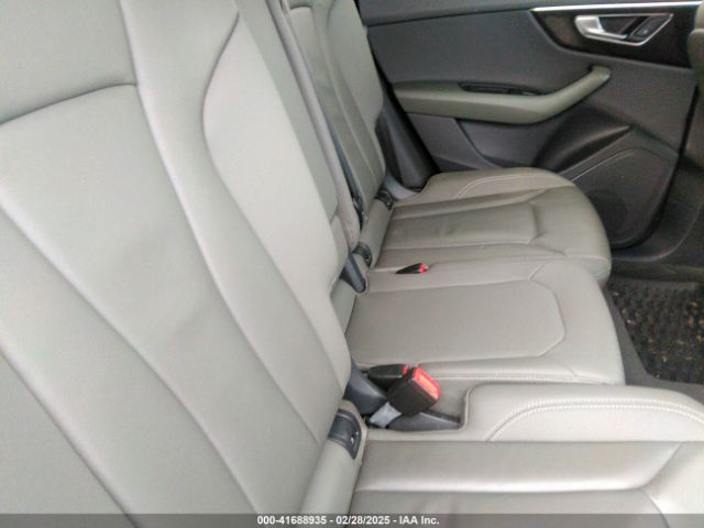 WA1AVAF18KD038495 Audi Q8 55 Premium