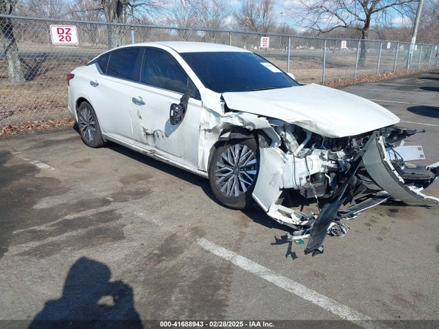 1N4BL4DV8PN374212 Nissan Altima Sv Fwd