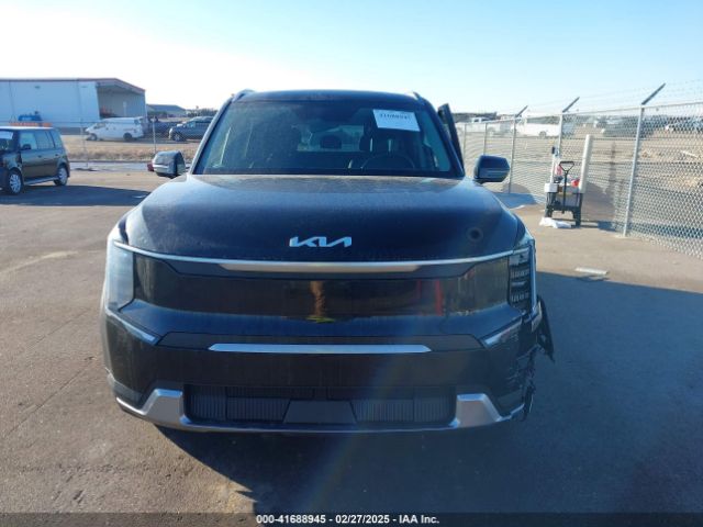 KNDAFFS58R6022482 KIA Ev9 Wind