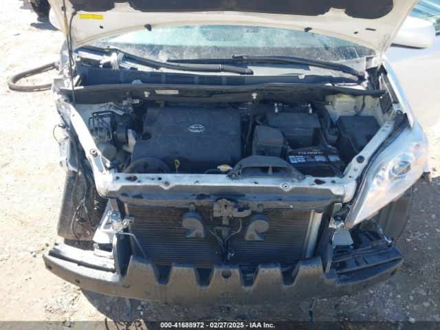 5TDYK3DC7FS661582 Toyota Sienna Xle/limited