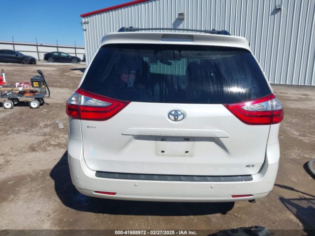 5TDYK3DC7FS661582 Toyota Sienna Xle/limited