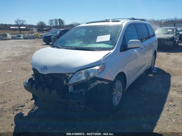 5TDYK3DC7FS661582 Toyota Sienna Xle/limited
