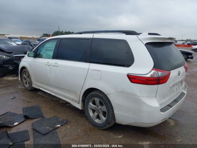 5TDKZ3DC1LS068541 Toyota SIENNA LE