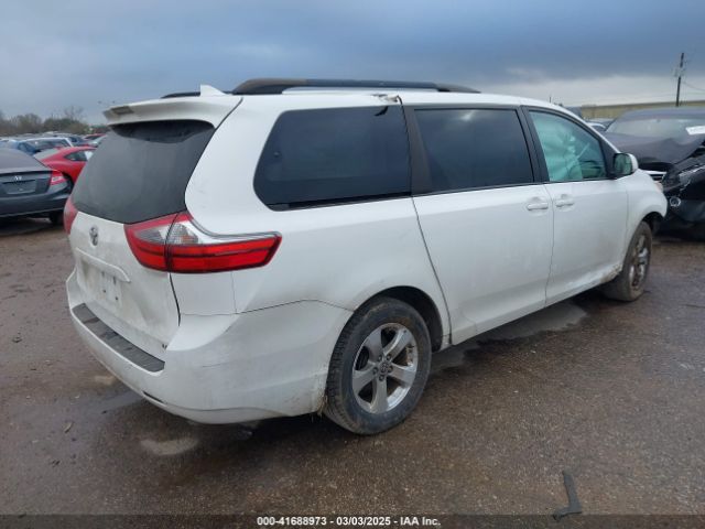 5TDKZ3DC1LS068541 Toyota SIENNA LE
