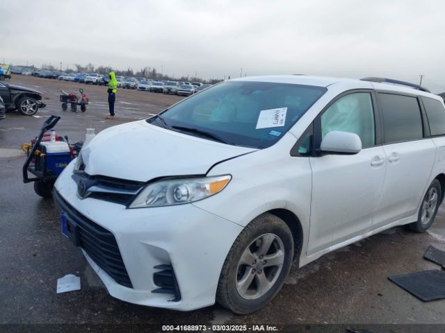 5TDKZ3DC1LS068541 Toyota SIENNA LE