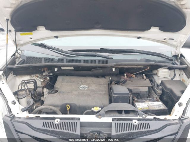 5TDZK3DC4FS539976 Toyota Sienna L 7 Passenger