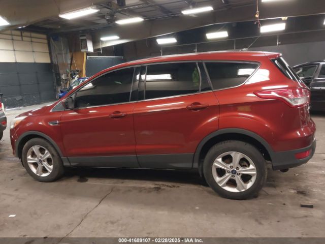 1FMCU9GX8EUB04546 Ford ESCAPE SE
