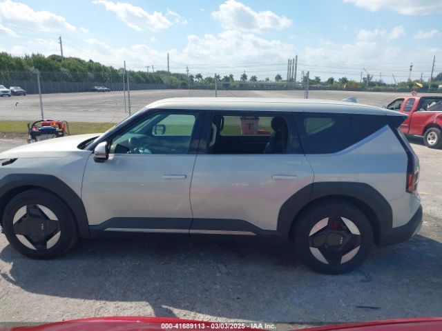 KNDAB5S18R6029175 KIA Ev9 Light Long Range