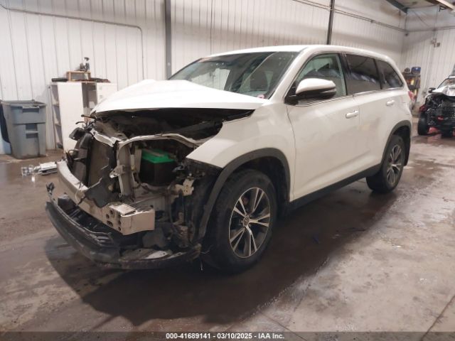 2019 TOYOTA HIGHLANDER 5TDBZRFH6KS924409 Photo 1