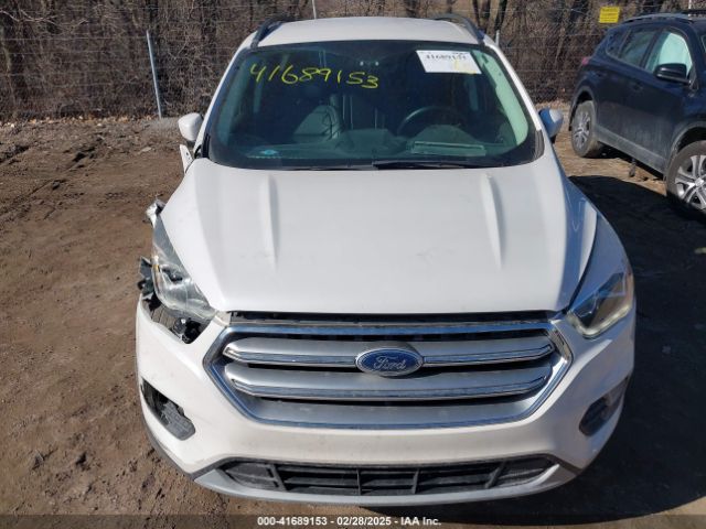1FMCU9GD6HUB41900 Ford ESCAPE SE