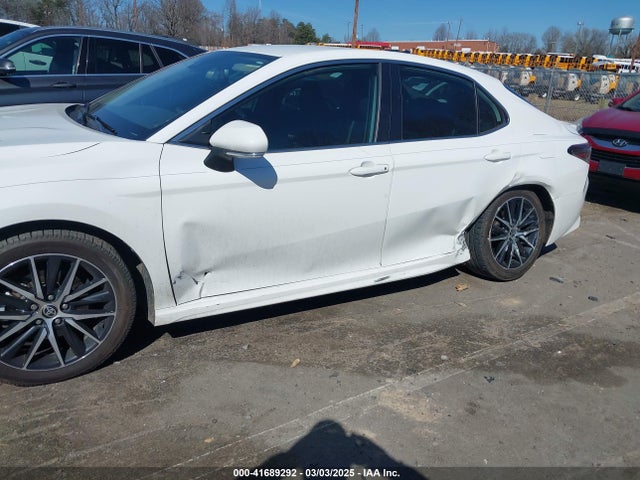 4T1T11AK9MU482543 Toyota CAMRY SE