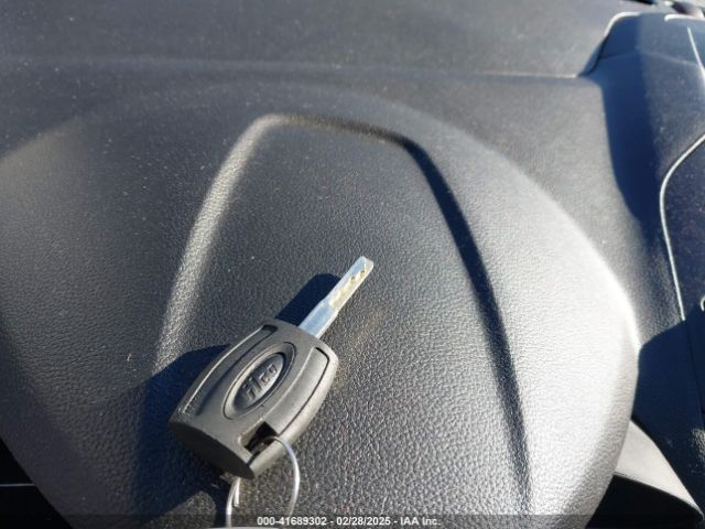 1FMCU0F78JUD00073 Ford ESCAPE S