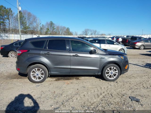 1FMCU0F78JUD00073 Ford ESCAPE S