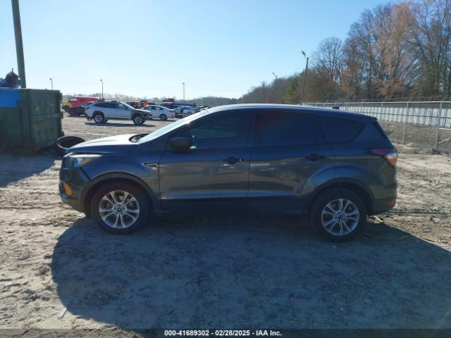 1FMCU0F78JUD00073 Ford ESCAPE S