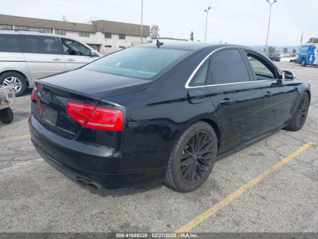 2013 AUDI S8 WAUD2AFD0DN028673 Photo 3