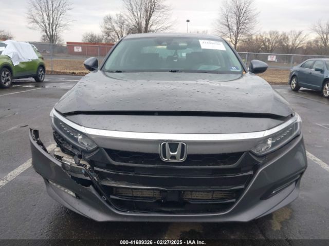 1HGCV1F40KA117901 Honda ACCORD EX