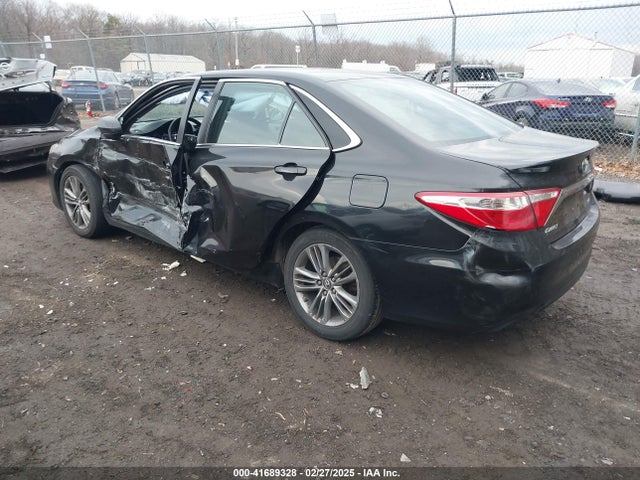 4T1BF1FK3HU395135 Toyota CAMRY SE