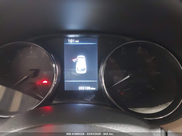 5N1AT2MVXJC715179 Nissan ROGUE SV