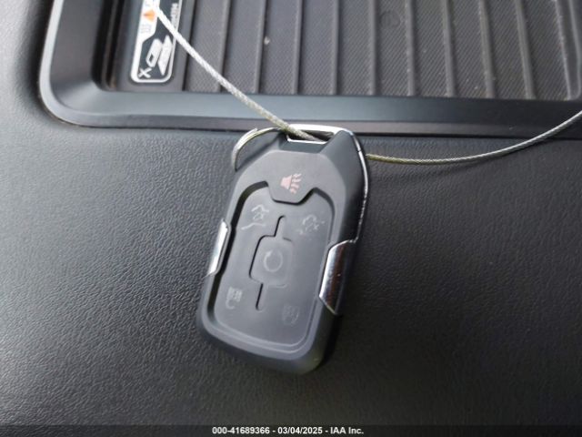 1GNSKBKC4HR153369 Chevrolet Tahoe Lt