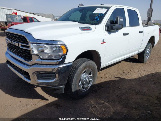 3C6UR5CLXRG222734 RAM 2500 Tradesman  4x4 6'4 Box