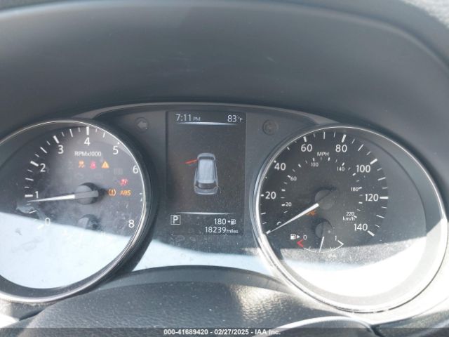 KNMAT2MTXHP604220 Nissan ROGUE SV