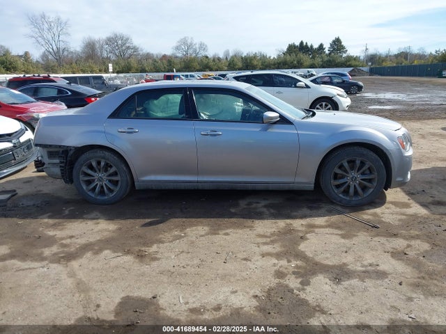 Chrysler 300 300s 2014 2C3CCAGG7EH255782 Image 13