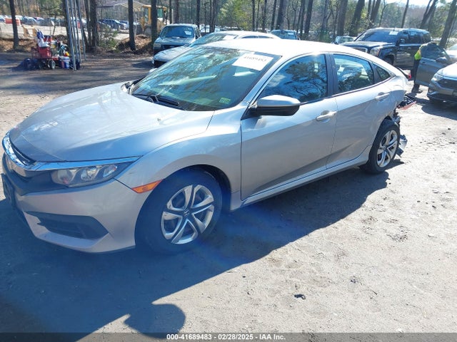 19XFC2F58HE215189 Honda Civic Lx