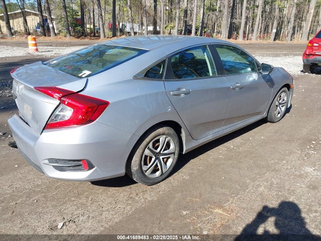 19XFC2F58HE215189 Honda Civic Lx