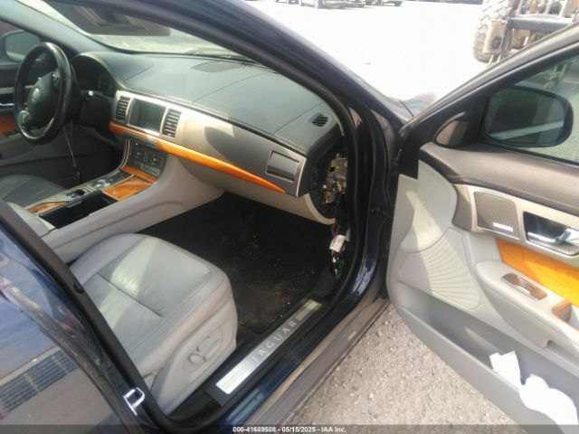 2009 JAGUAR XF SAJWA05B89HR08200 Photo 4