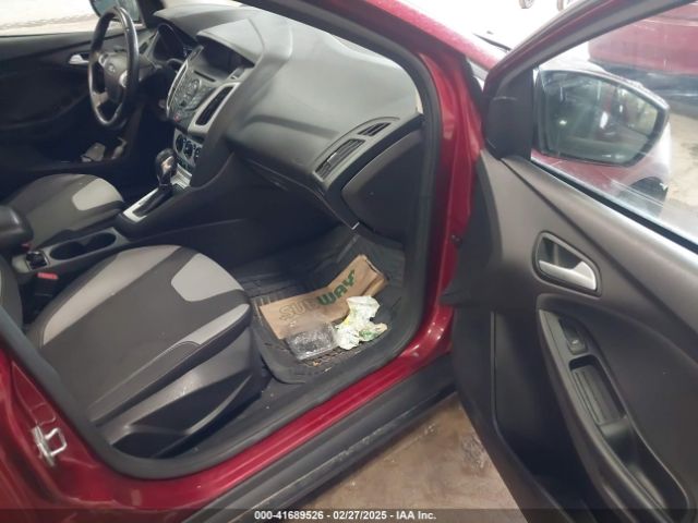 1FADP3F23EL340360 Ford FOCUS SE