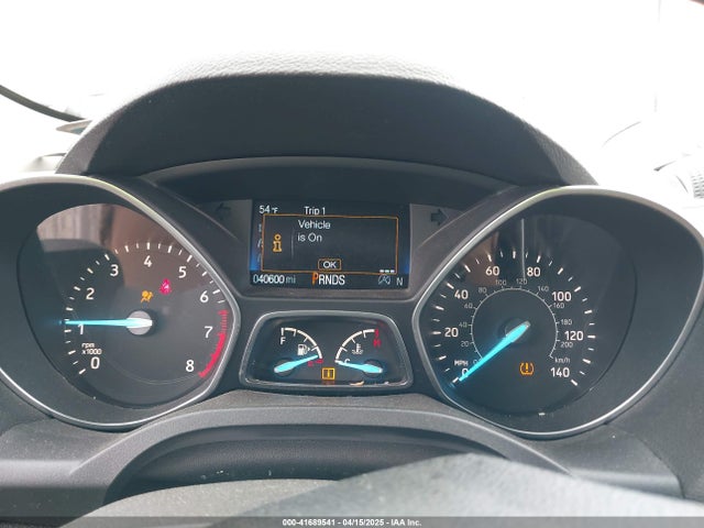 1FMCU9GD1JUA61412 Ford ESCAPE SE
