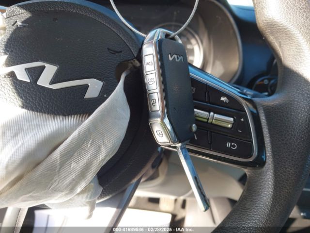 3KPF24AD8PE679854 KIA Forte Lxs