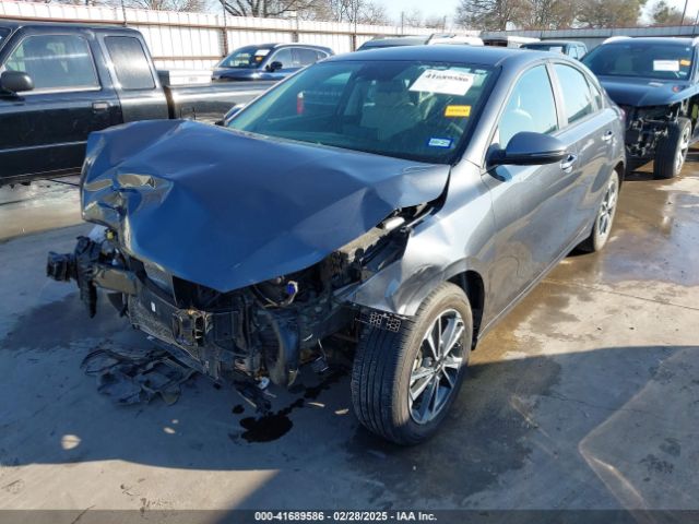 3KPF24AD8PE679854 KIA Forte Lxs