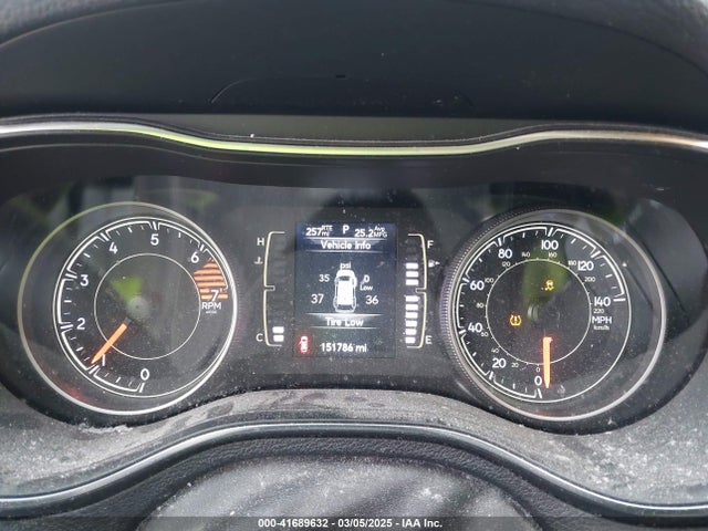 1C4PJMCB9KD214299 Jeep Cherokee Latitude 4x4